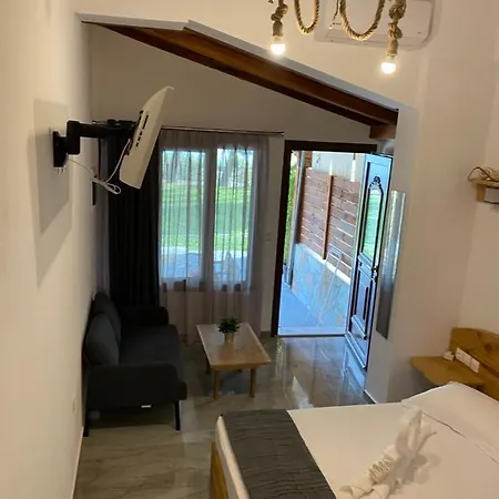 Pinelopi's House Apartment