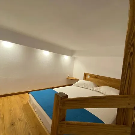 Pinelopi's House * Porto Koufo