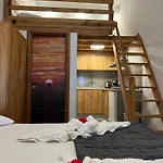 Pinelopi's House נמל קופוניסיה