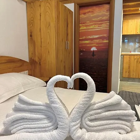 Pinelopi's House * Porto Koufo